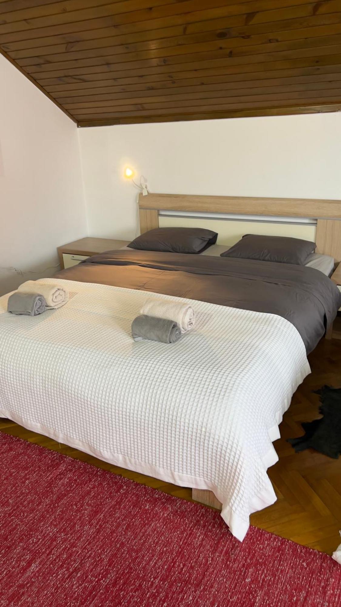 Villa Mina Kladovo, 5-Bedroom Villa With Pool For Up To 12 People Экстерьер фото