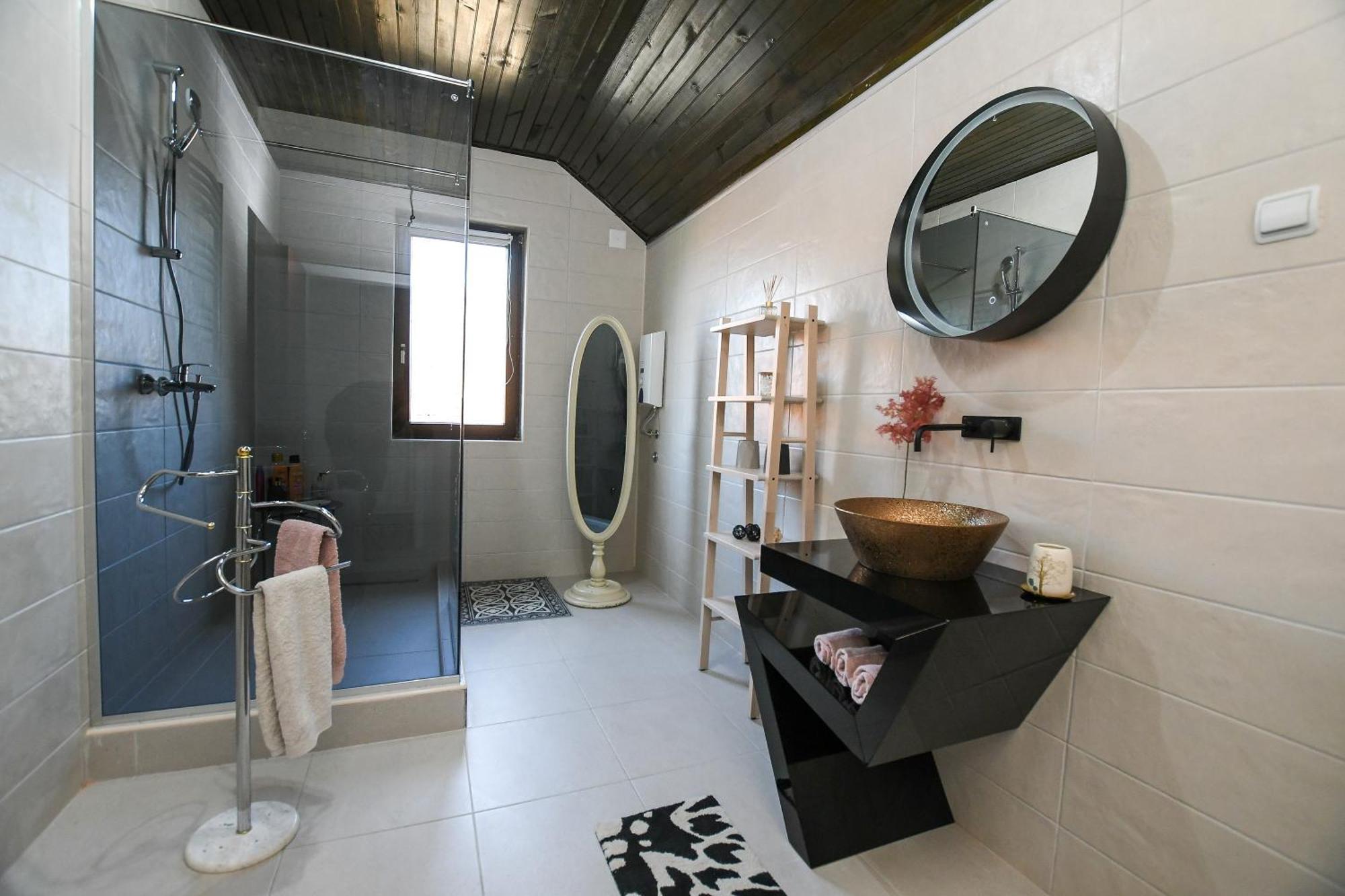 Villa Mina Kladovo, 5-Bedroom Villa With Pool For Up To 12 People Экстерьер фото